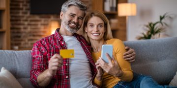 Best credit cards for families to use at home